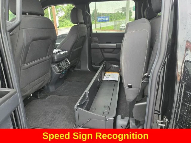Used 2024 Black Ford XLT image 12