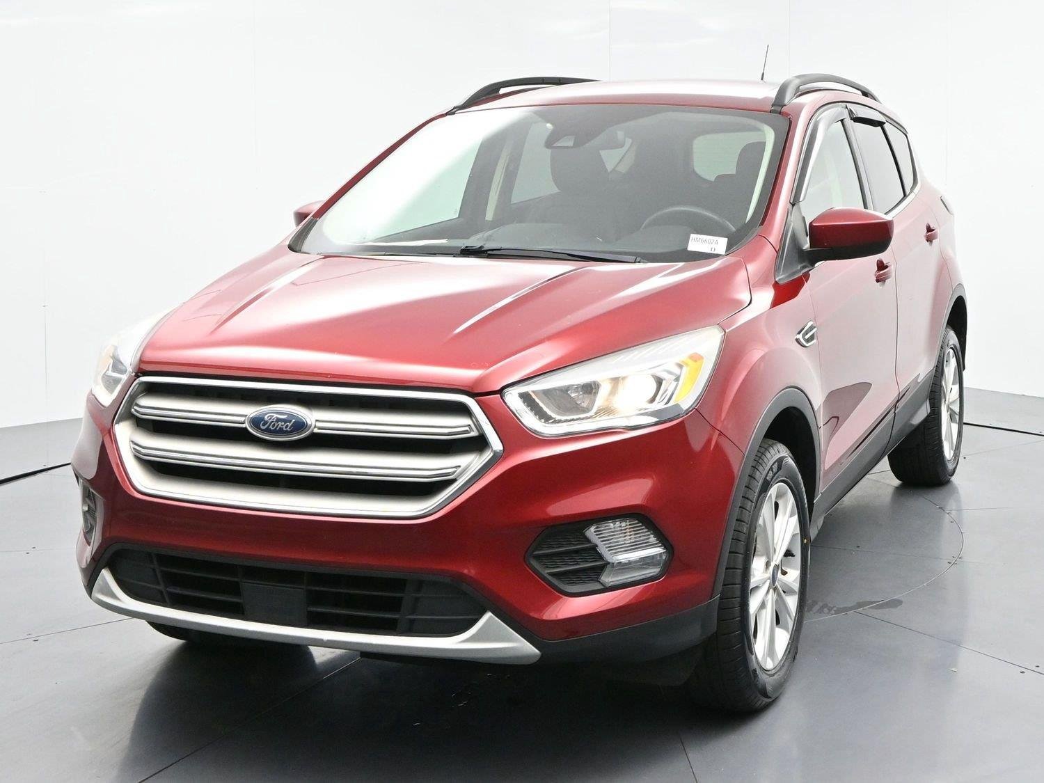 Used 2019 Ruby Red Metallic Tinted Clearcoat Ford SEL image 3