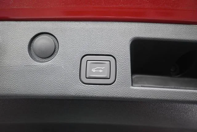 Used 2026 Radiant Red Tintcoat Chevrolet RS image 28