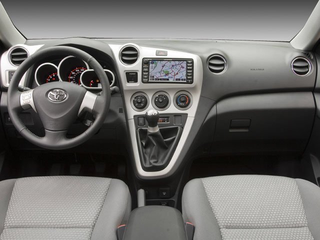 Used 2009 Red Toyota Base image 4