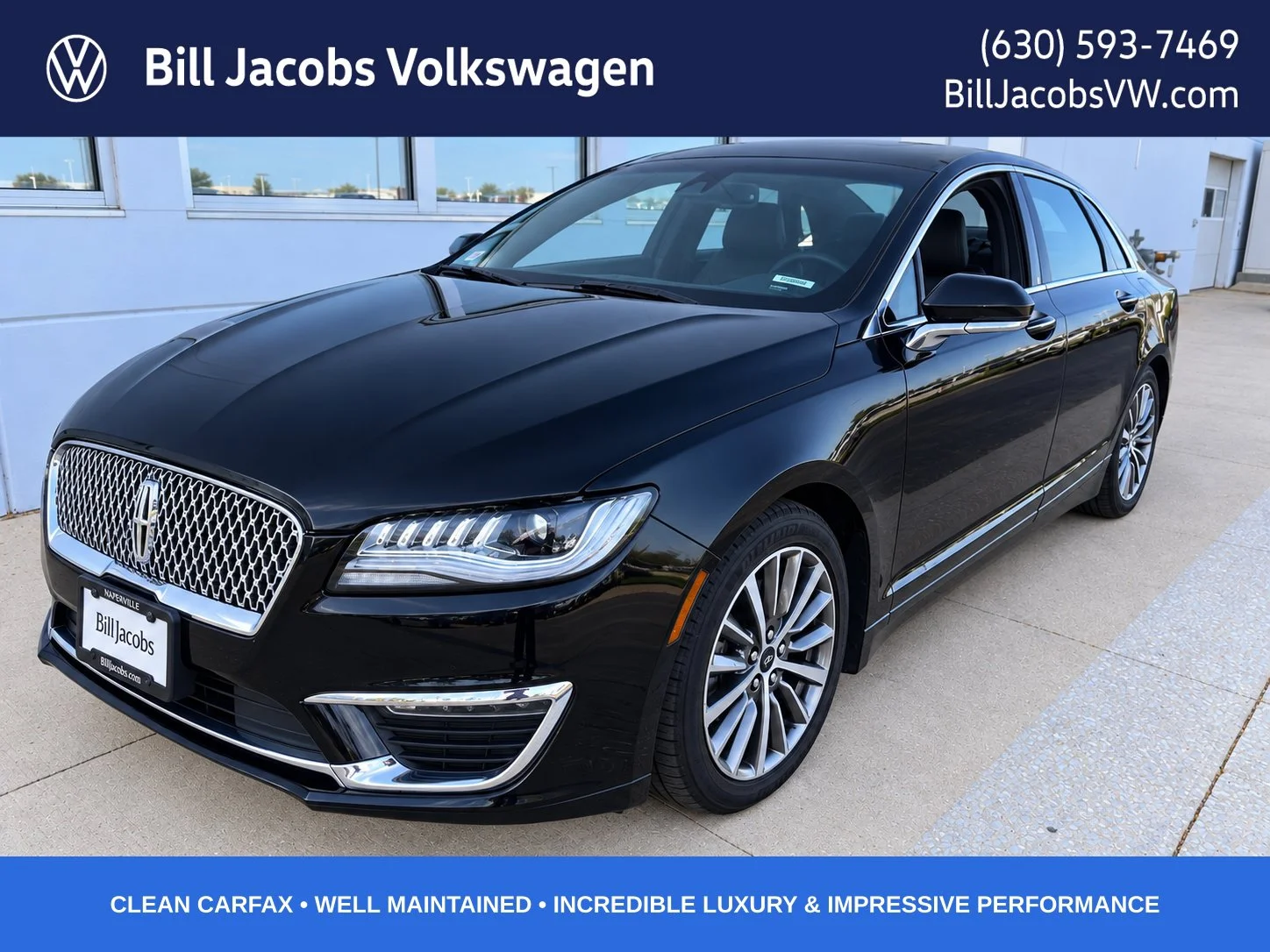 Used 2018 Black Velvet Lincoln Select image 1