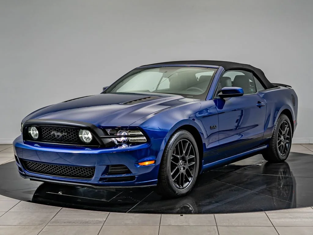 Used 2013 Blue Metallic Ford GT Premium image 1