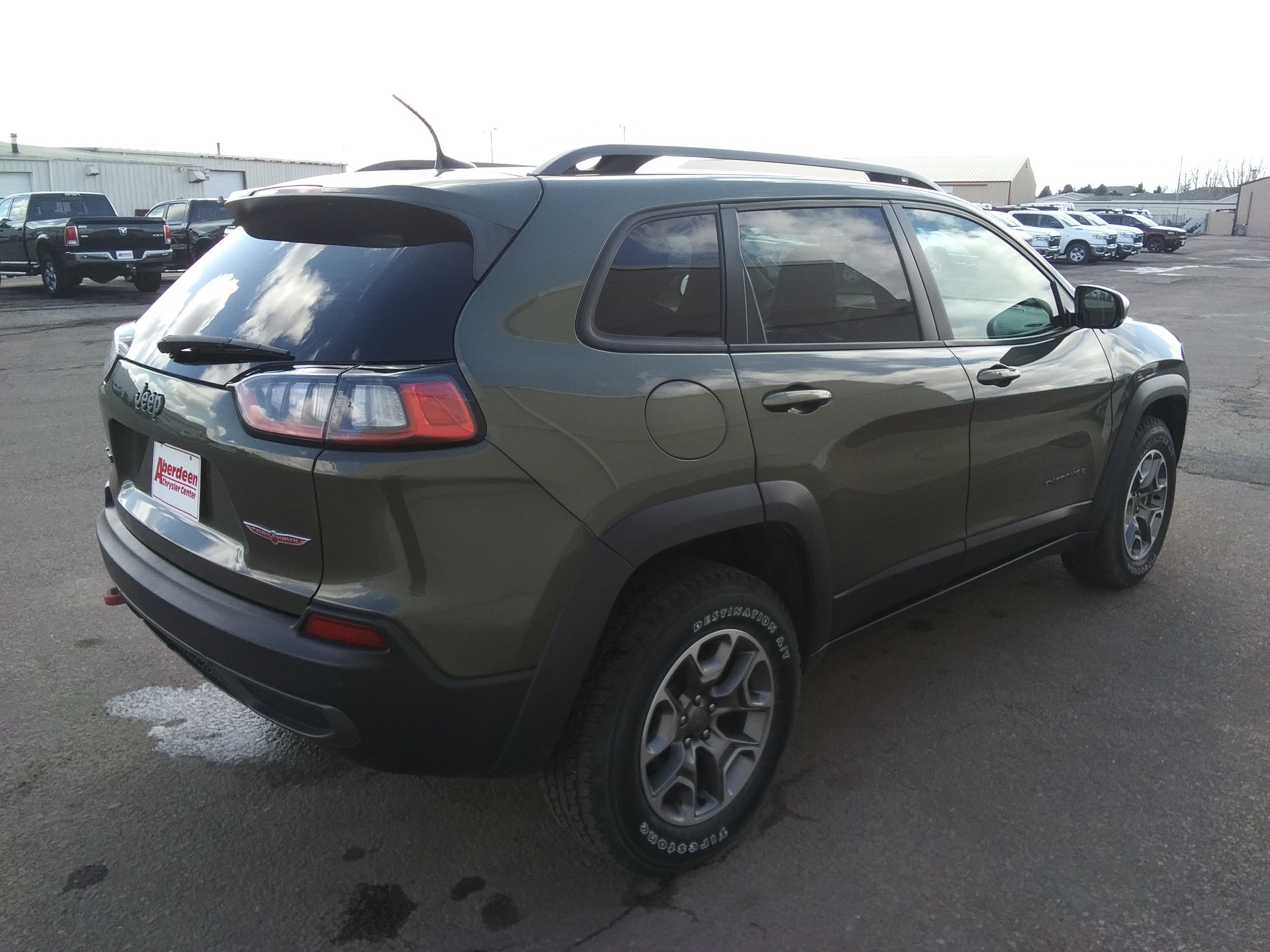 2021 Jeep Cherokee photo 5