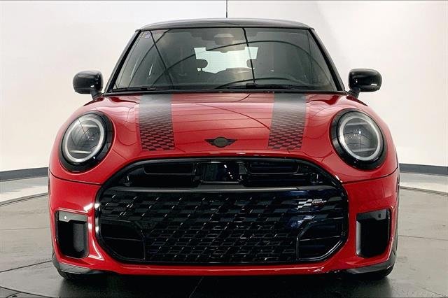 2025 Mini Cooper S Hardtop 2 Door photo 2