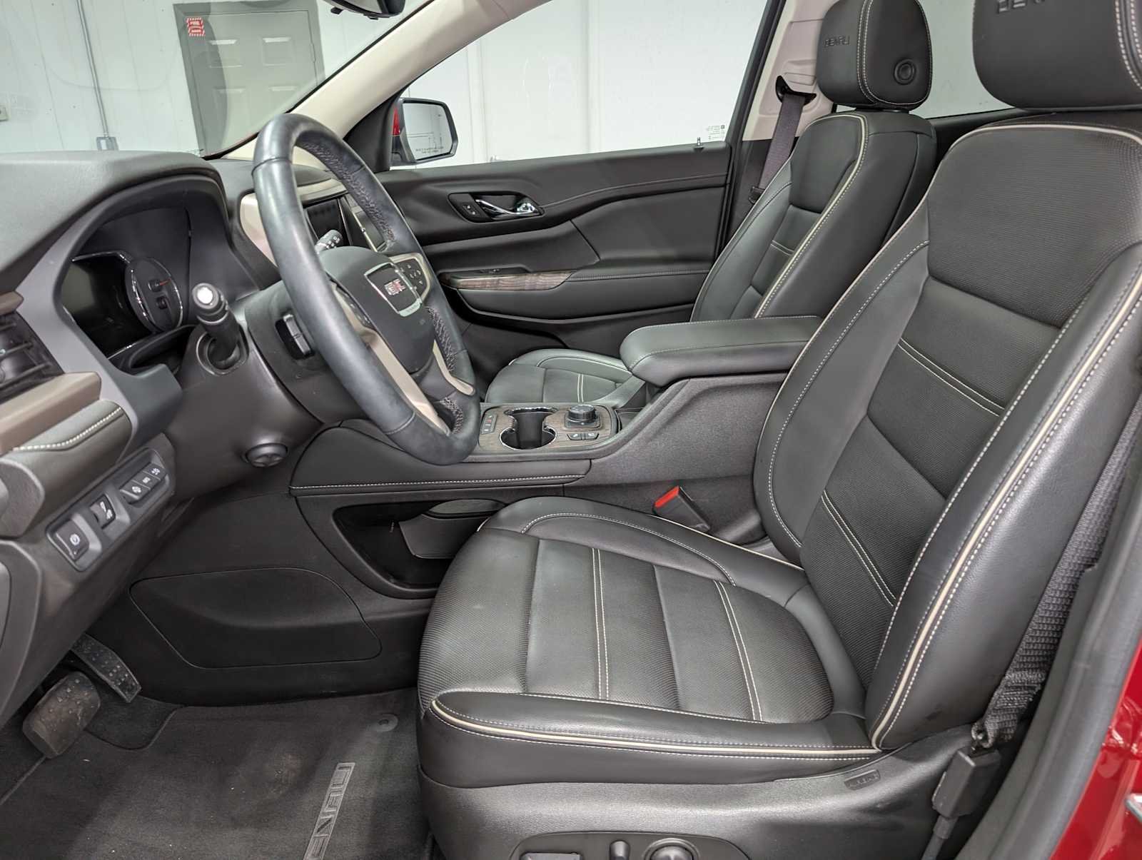 Used 2023 Volcanic Red Tintcoat GMC Denali image 4