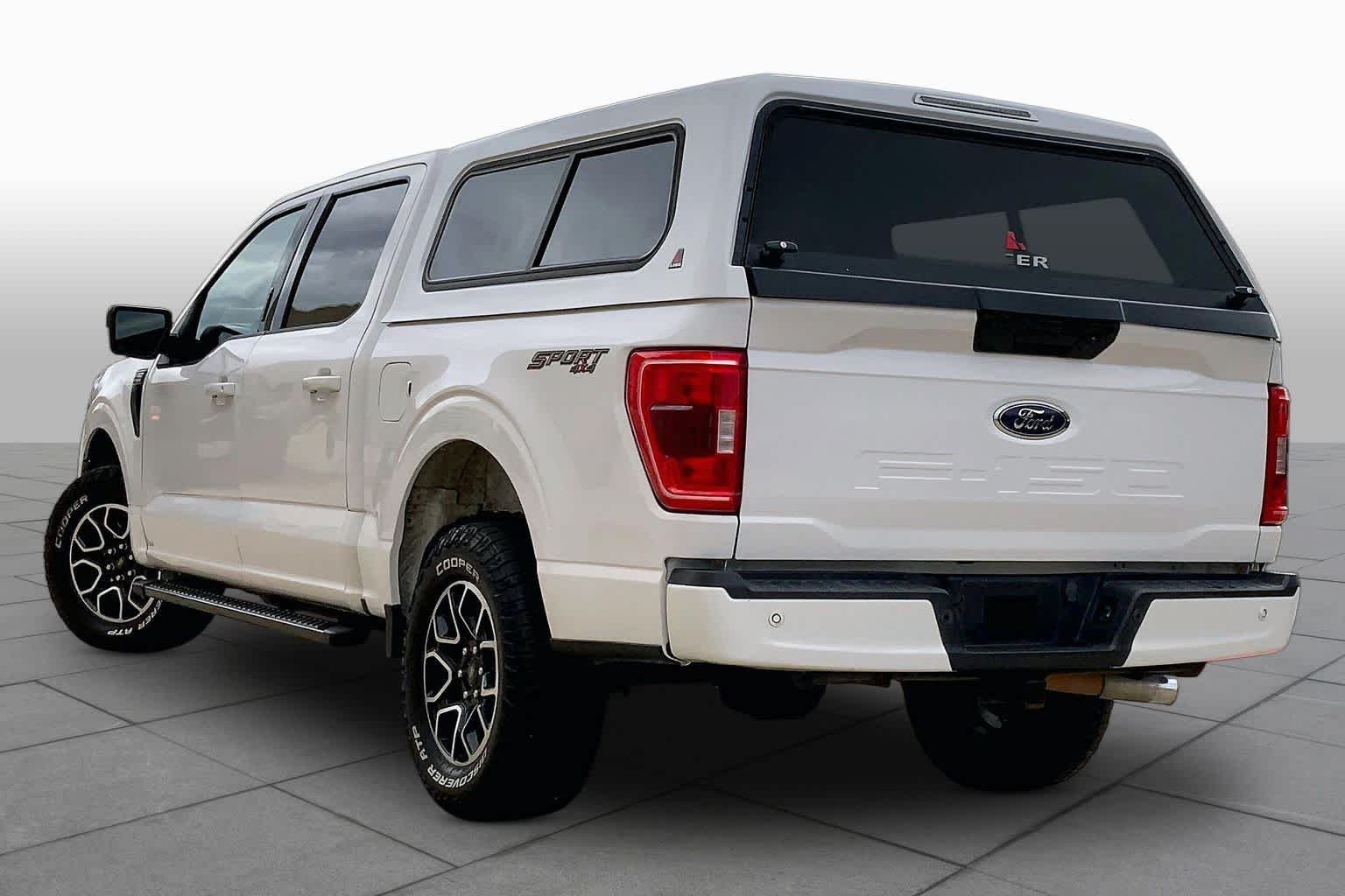 Used 2021 Oxford White Ford XLT image 11