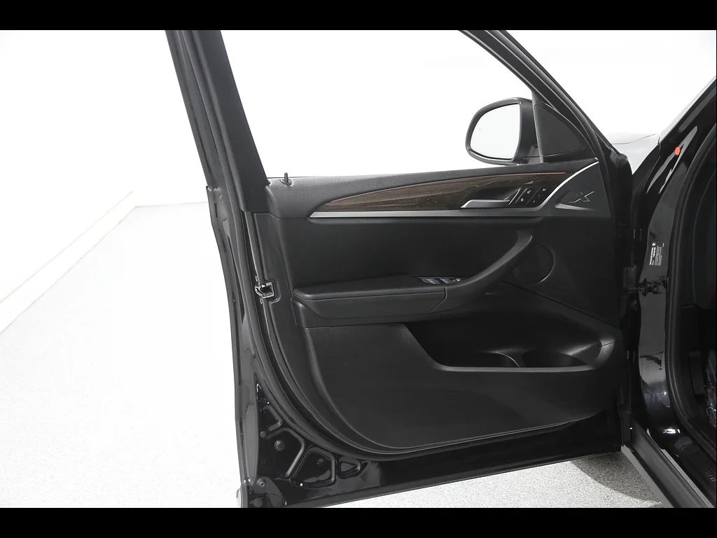 Certified Used 2023 Black Sapphire Metallic BMW xDrive30i image 4