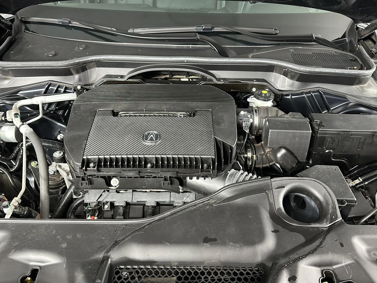 Certified Used 2024 Majestic Black Pearl Acura SH-AWD image 4