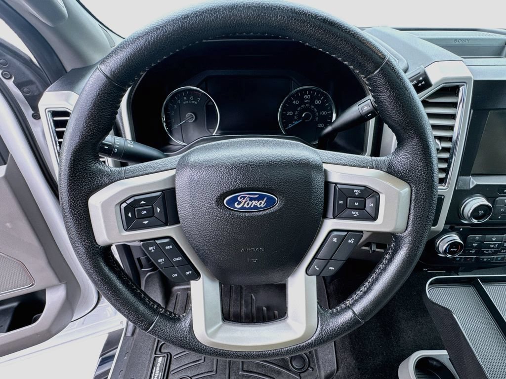 Used 2015  Ford XLT image 11