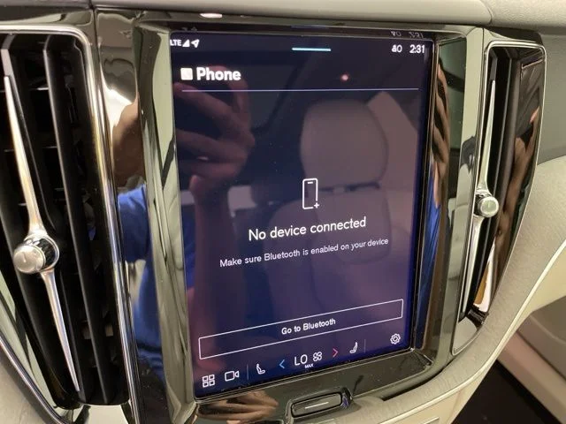 2025 Volvo XC60 Plus - Photo 31