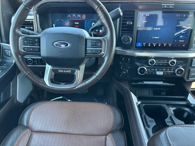 Used 2025  Ford XL image 18