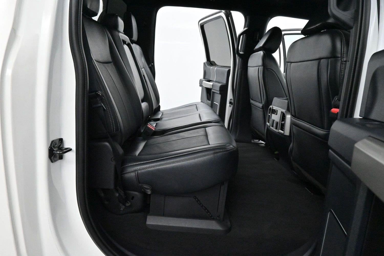 Used 2022 Star White Metallic Tri-Coat Ford LARIAT image 32