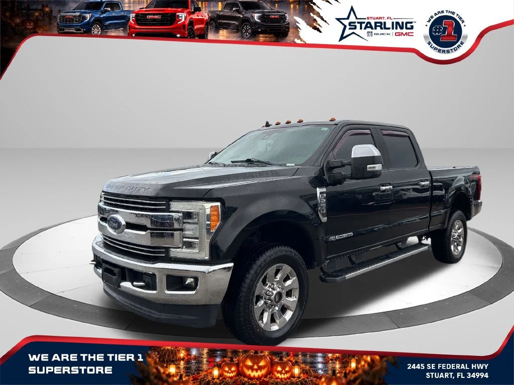 Used 2019  Ford XL image 1