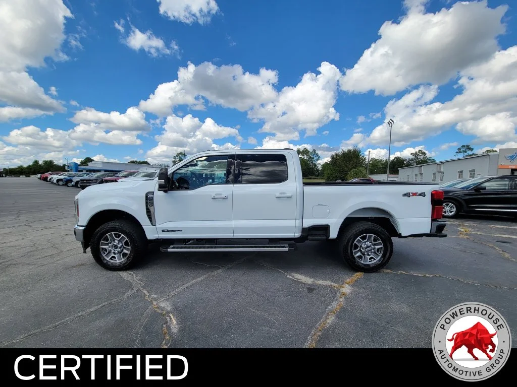 Used 2026 White Ford Lariat image 3