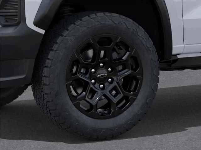 New 2026 Summit White Chevrolet Trail Boss image 9