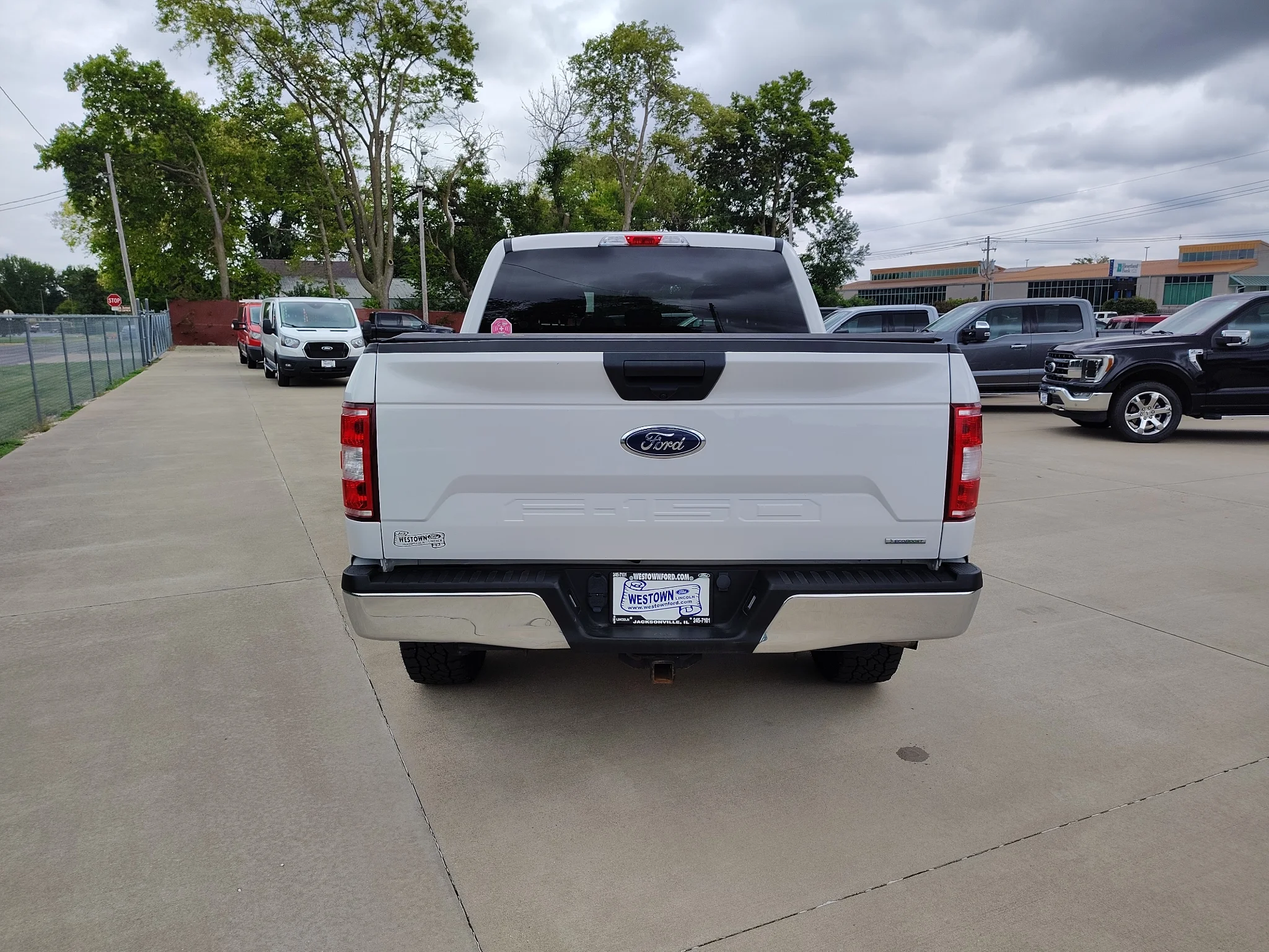Used 2020 Oxford White Ford XLT image 5