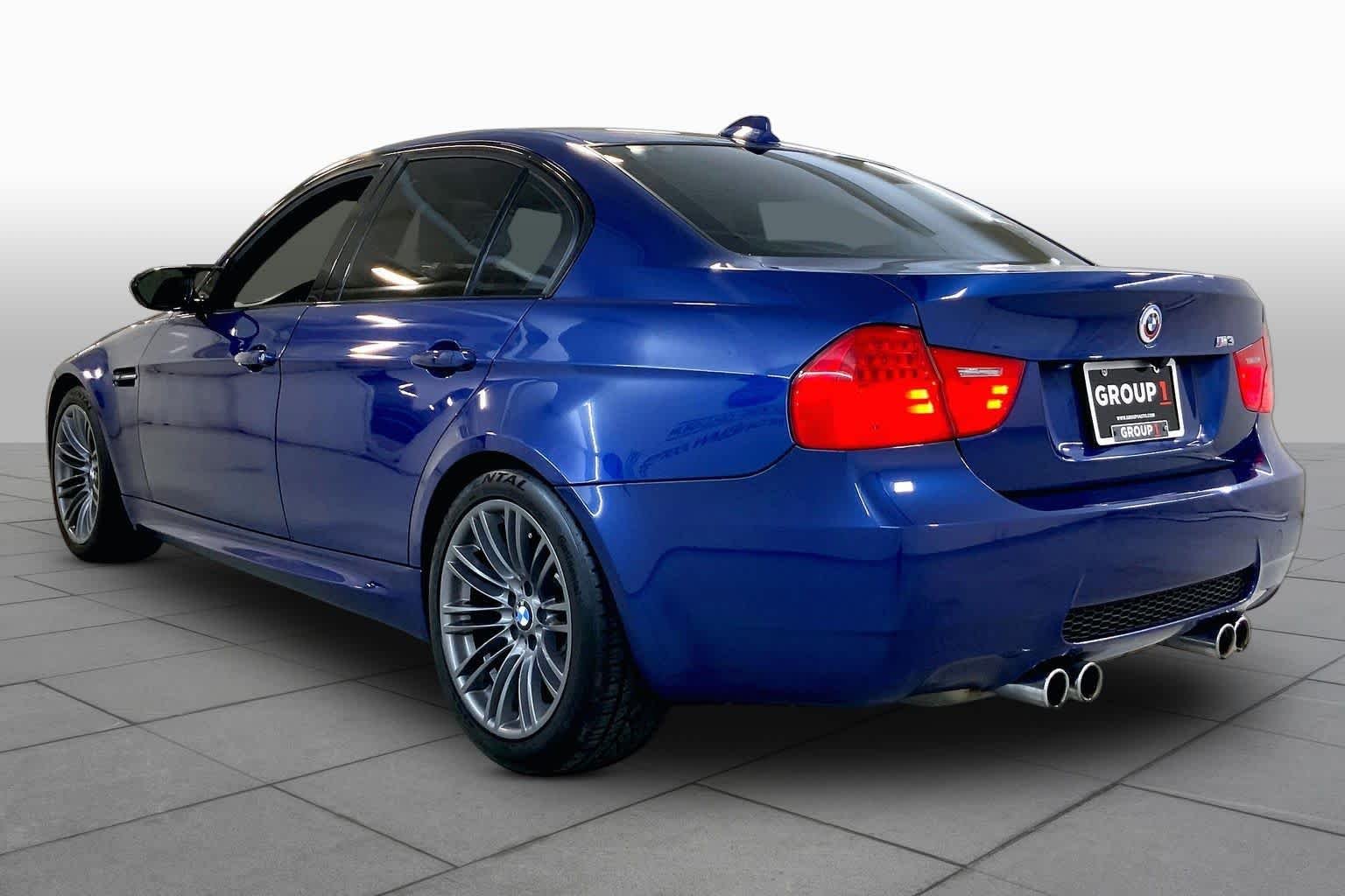 Used 2009 Interlagos Blue Metallic BMW  image 11