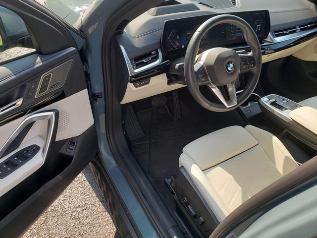 Used 2026 Green Metallic BMW xDrive28i image 12