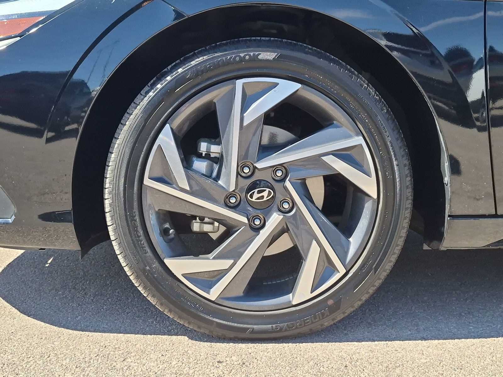 Certified Used 2025 Abyss Black Hyundai SEL Sport image 13