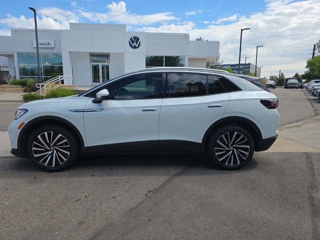 Certified Used 2023 Opal White Pearl Volkswagen Pro S Plus image 2