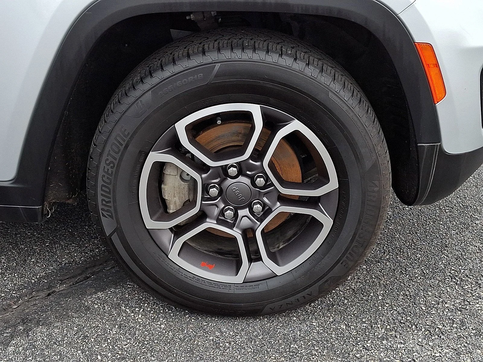 Used 2022 Silver Zynith Jeep Trailhawk image 9