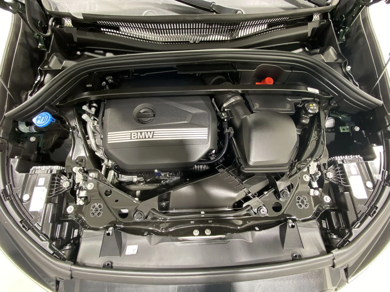 2025 BMW X1 28i - Photo 25
