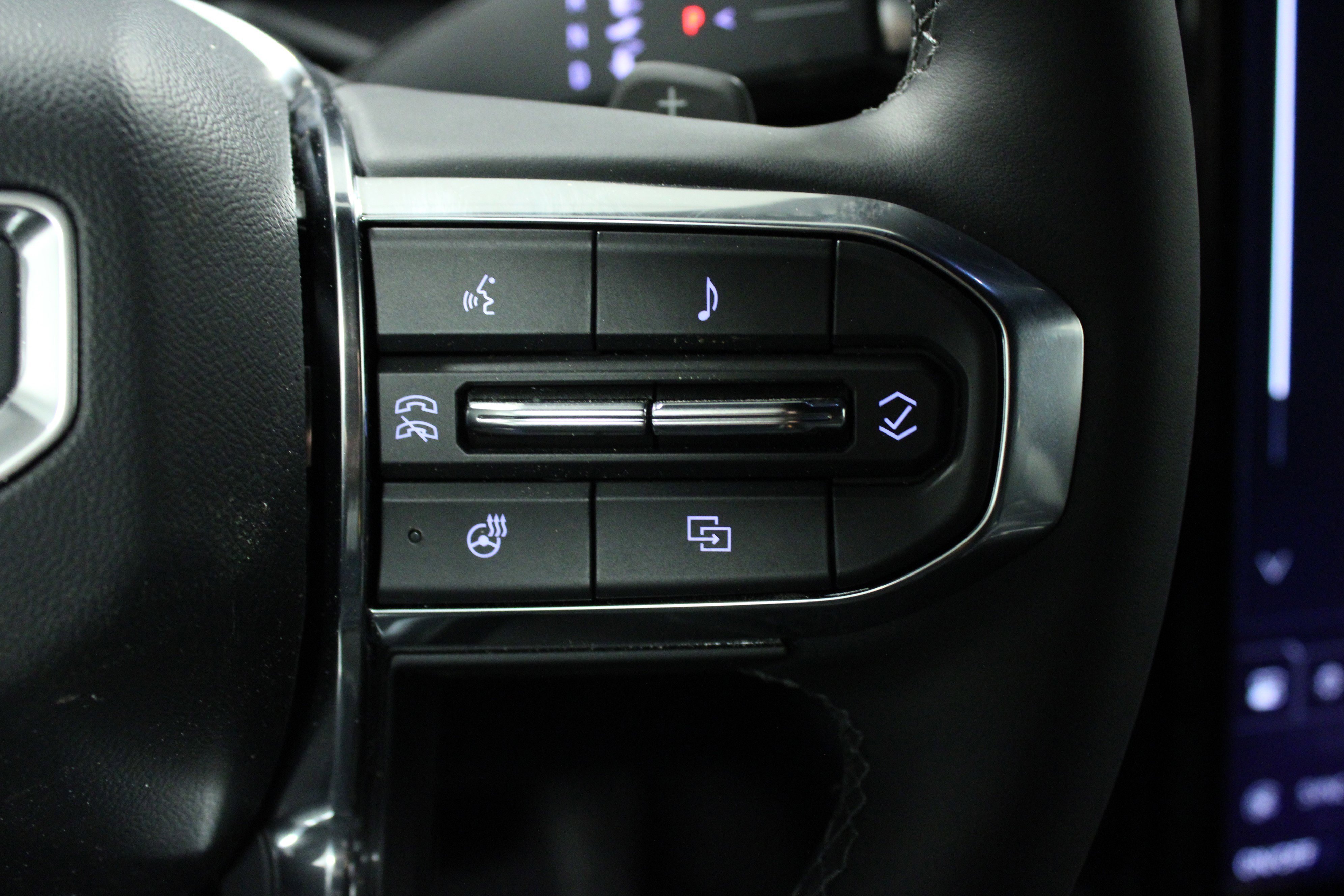 2025 GMC Acadia Elevation - Photo 22