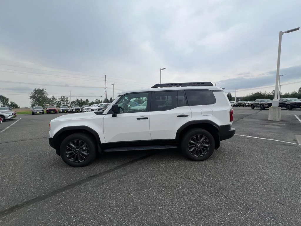 Used 2025 White Toyota Base image 2