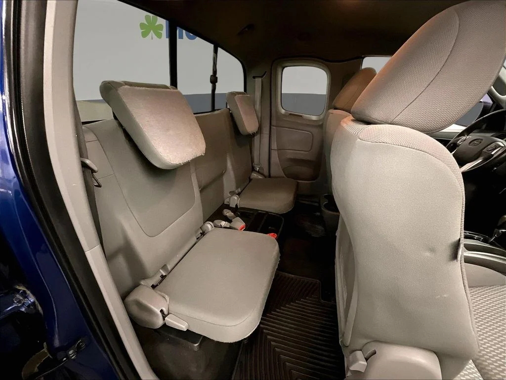 Used 2014 Blue Toyota Base image 32