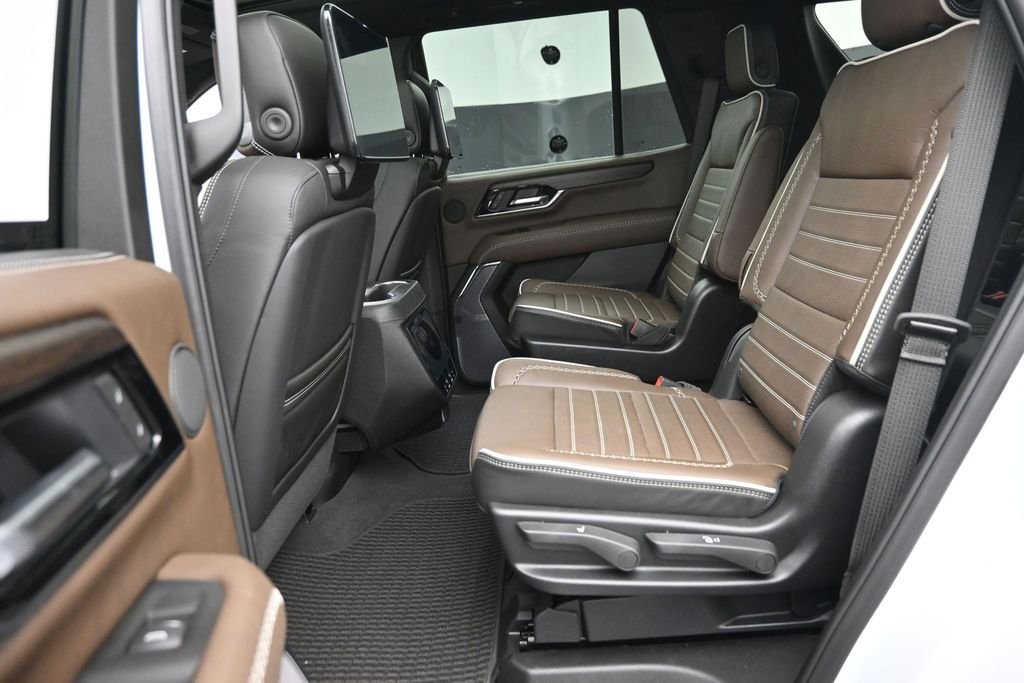 Used 2026 White GMC Denali Ultimate image 21