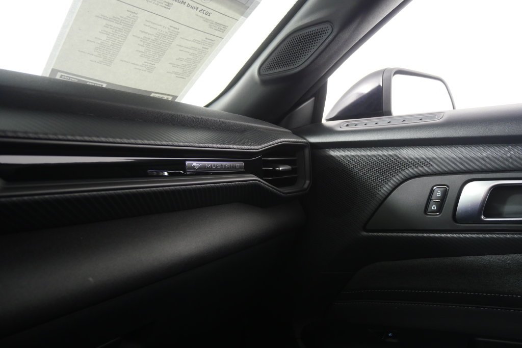 Used 2025 Vapor Blue Ford EcoBoost image 29