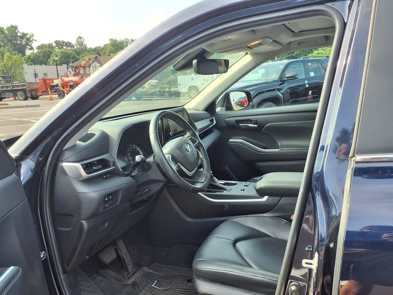 Used 2023 Blueprint Toyota XLE image 20