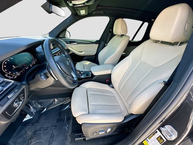 Used 2023 Dark Graphite Metallic BMW sDrive30i image 9