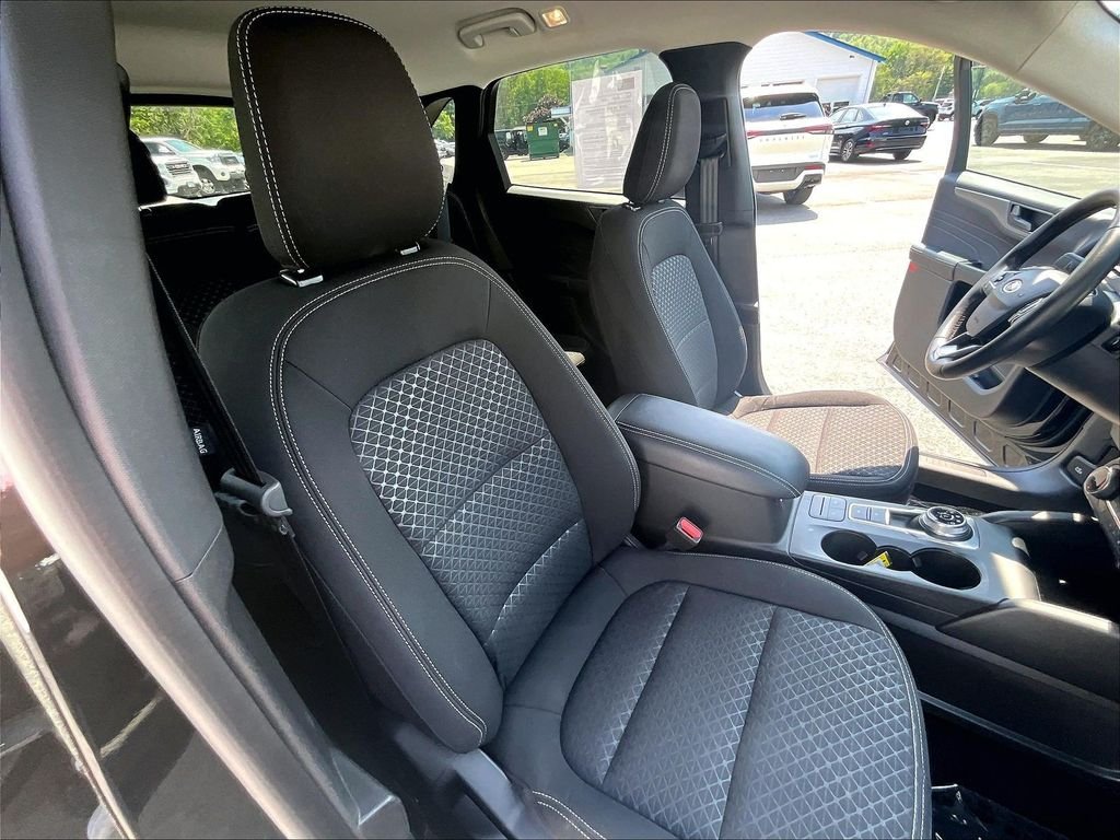 Used 2024 Black Ford Active image 17