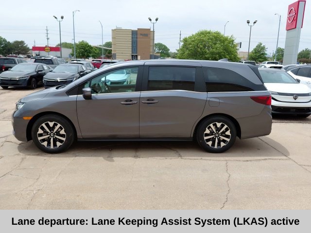 2026 Honda Odyssey EX-L - Photo 8
