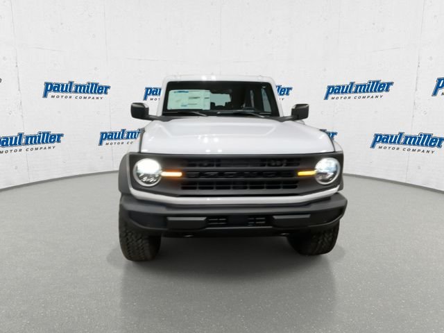 New 2025 Oxford White Ford Base image 3