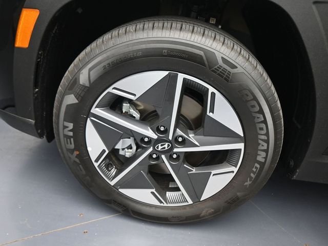 Used 2025 Gray Hyundai SEL Convenience image 21
