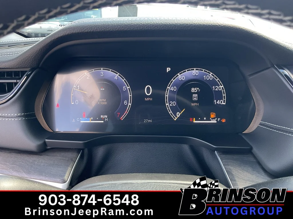 New 2027 High-Gloss Black Paint Jeep Laredo Altitude image 18