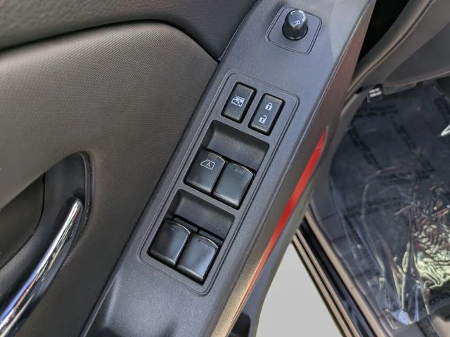 Used 2024 Black Nissan PRO-X image 17