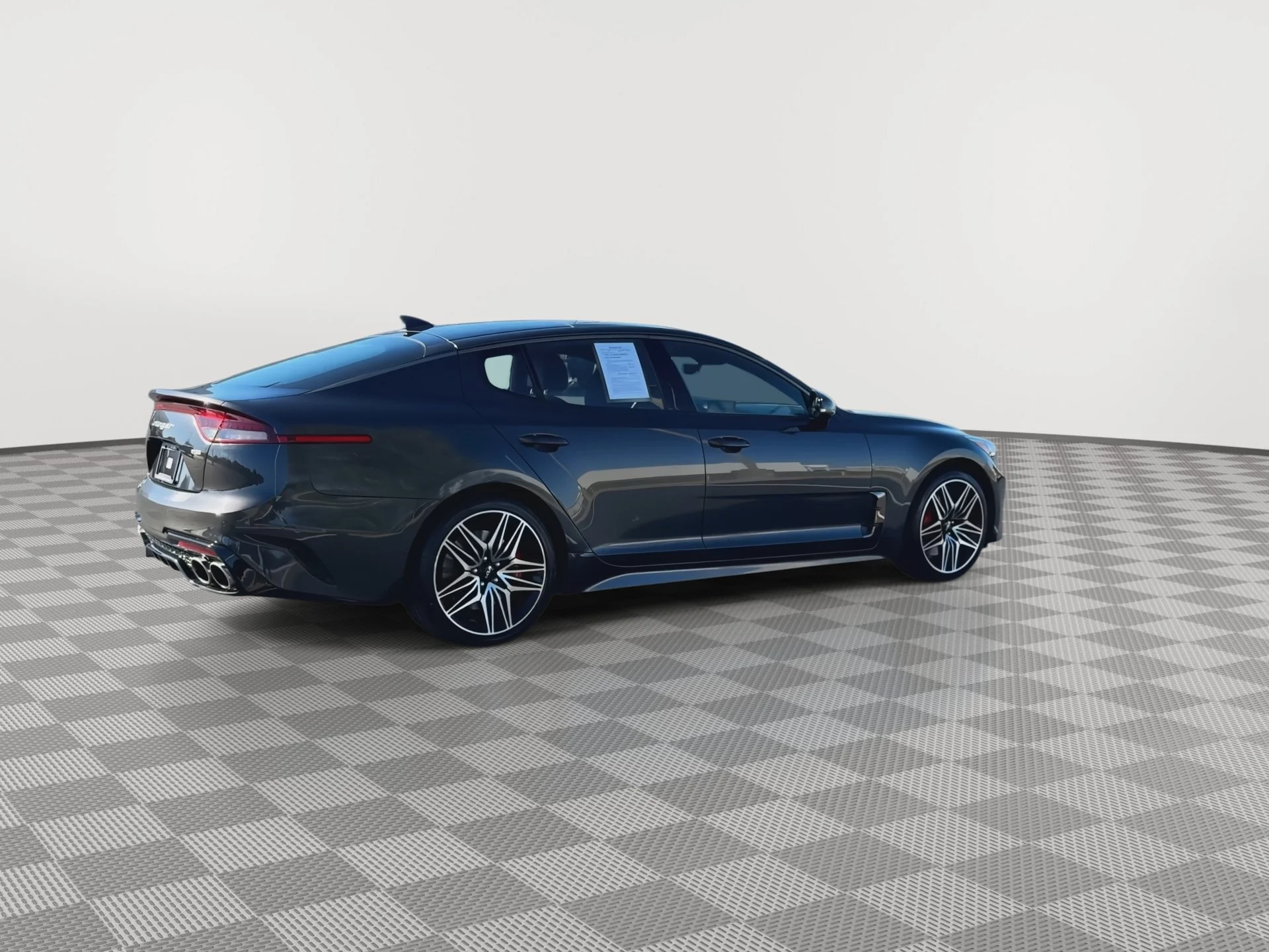 2023 Kia Stinger GT2 - Photo 8