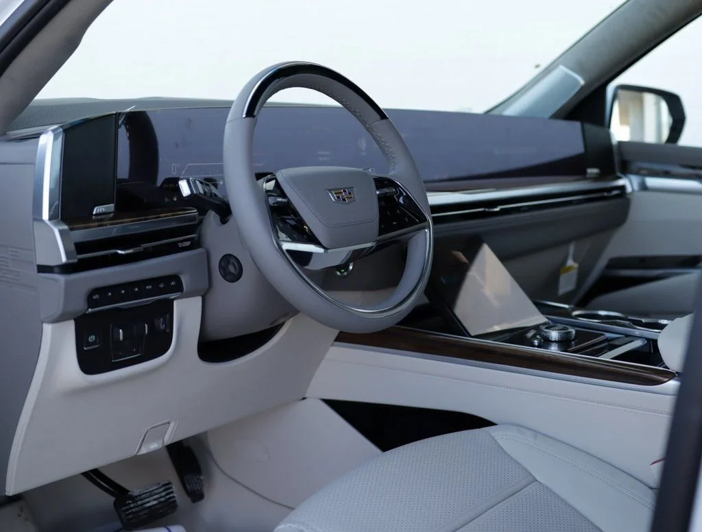 2026 Cadillac Escalade Platinum Sport - Photo 9