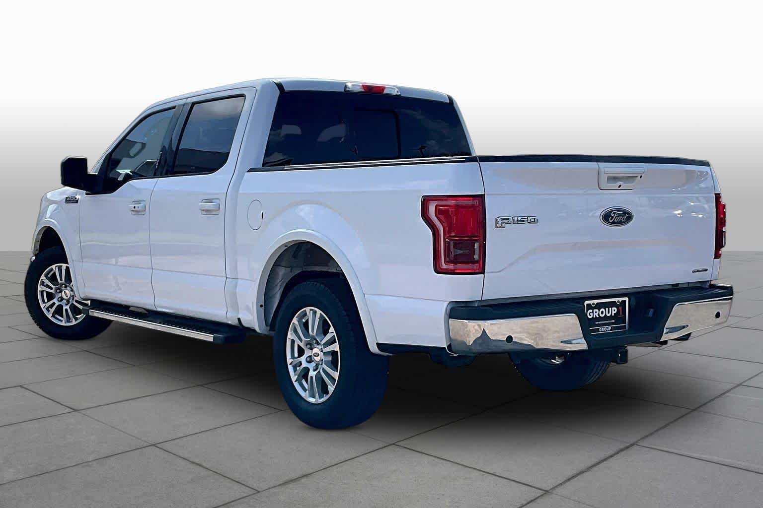 Used 2015 Oxford White Ford Lariat image 11