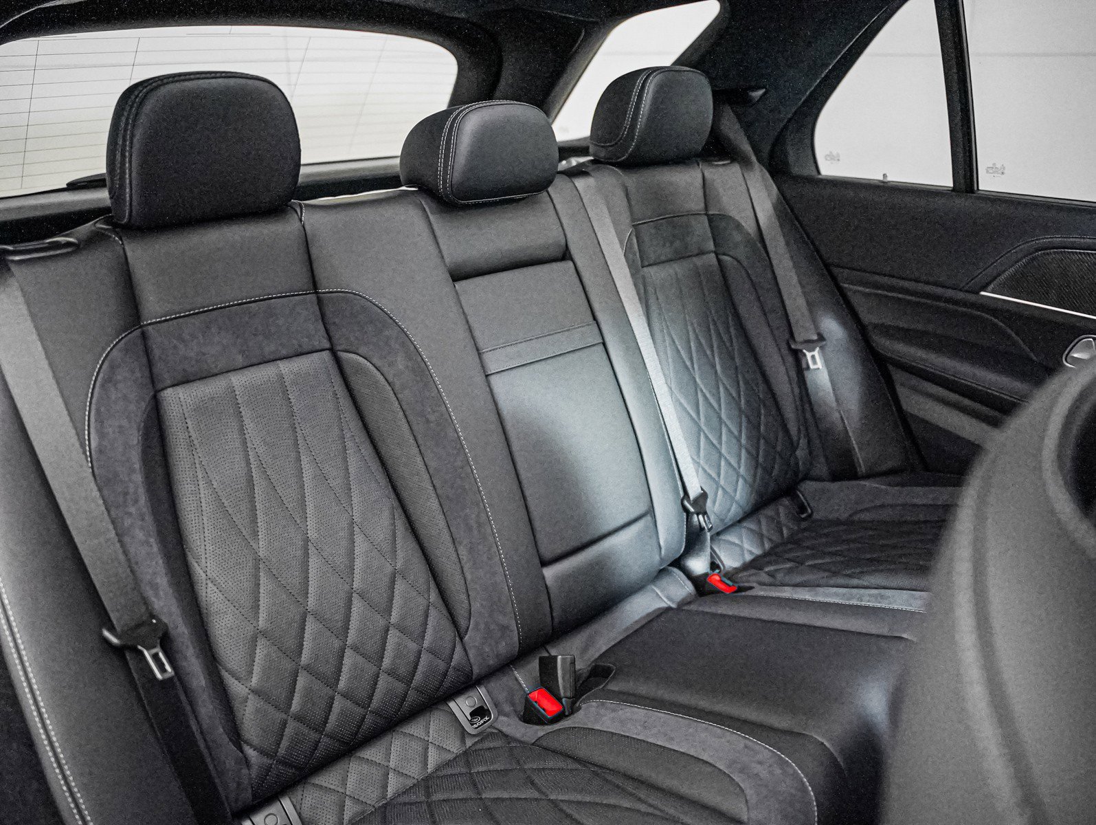 New 2026 MANUFAKTUR Alpine Grey Mercedes-Benz AMG® GLE 63 S 4MATIC+ SUV image 13