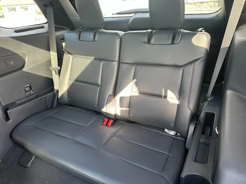 New 2026 Vapor Blue Metallic Ford ST-Line 4WD image 5