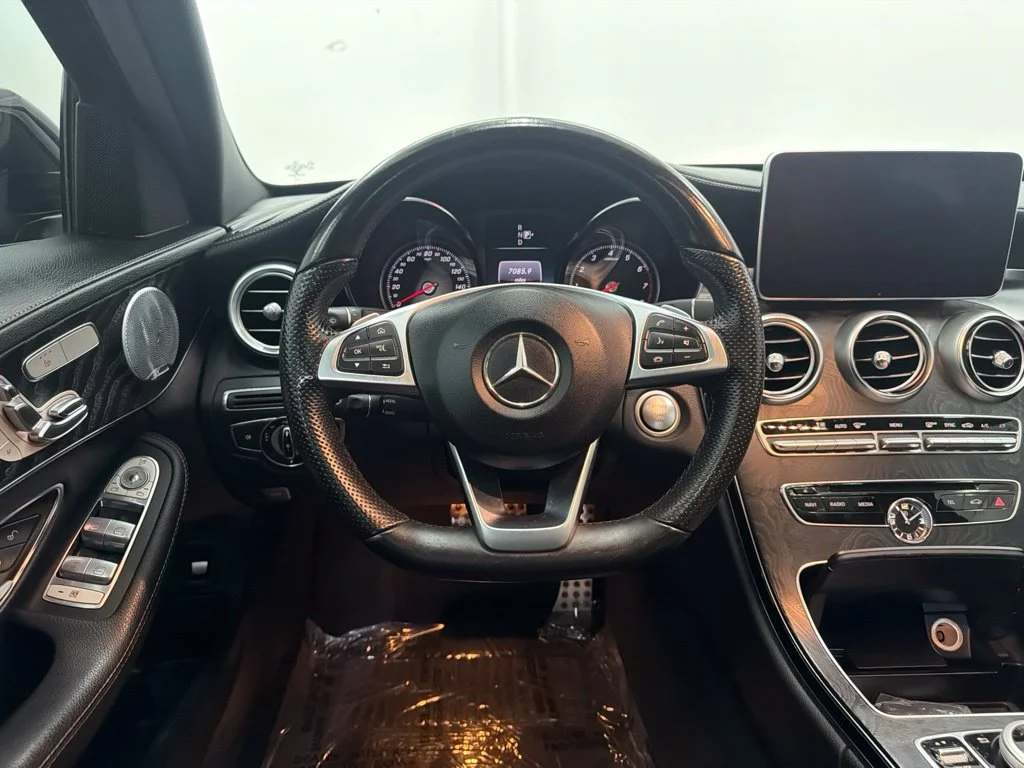 Used 2015 Black Mercedes-Benz C 400 image 24