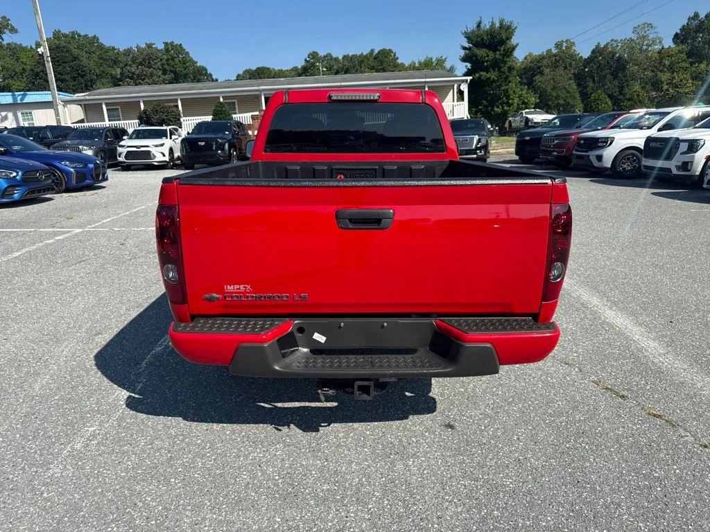 Used 2007 Red Chevrolet LS image 4