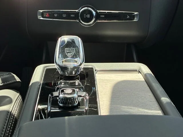New 2026 Onyx Black Volvo Ultra image 15
