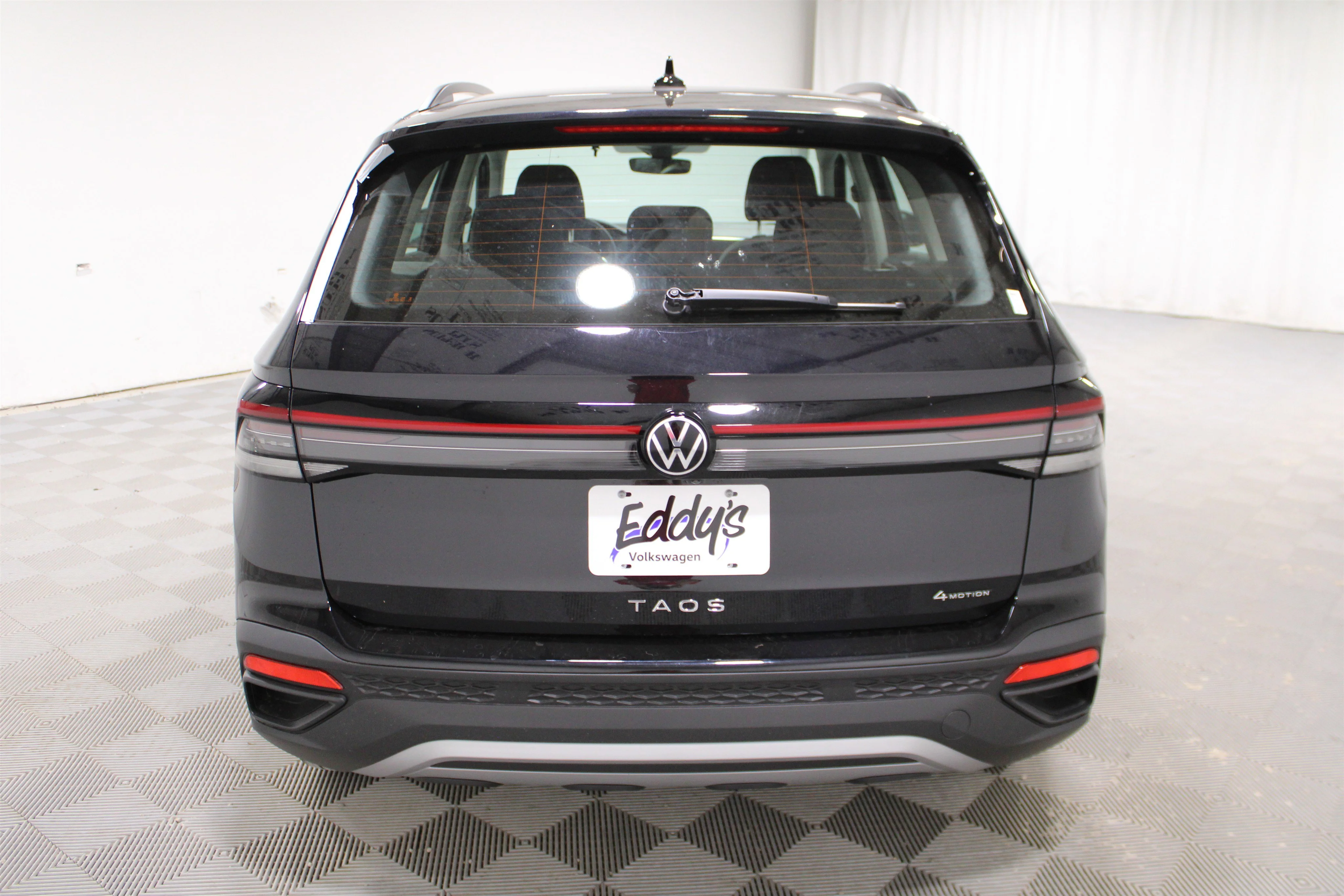 2025 Volkswagen Taos S - Photo 26