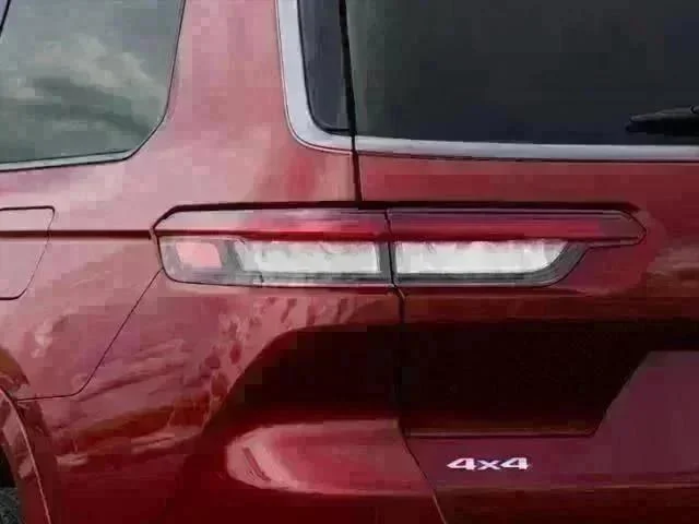New 2026 Velvet Red Pearl-Coat Exterior Paint Jeep Limited image 48
