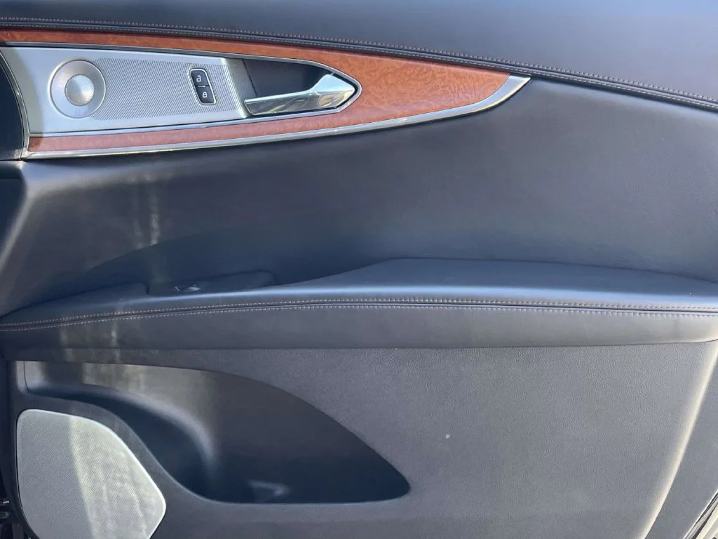 Used 2019 Black Lincoln Black Label image 17